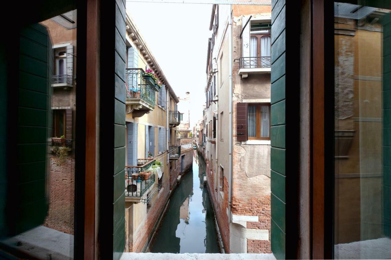 Calle Modena * Venecia